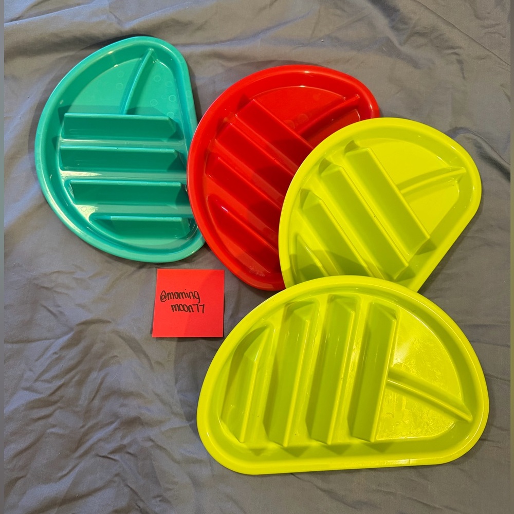 Set of 4 Bright Plastic Divided Taco Plates